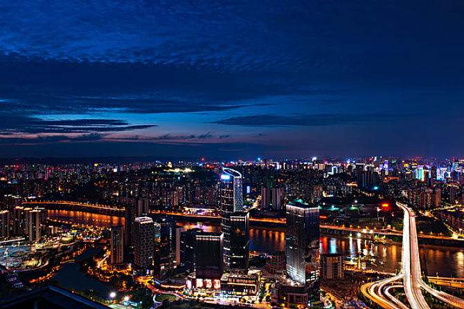 中央經濟工(gōng)作(zuò)會(huì)議(yì)即将召開(kāi) 多(duō)看(kàn)點與會(huì)展業(yè)秘密